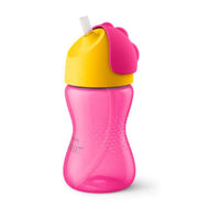 Dit is de Philips Avent rietjesbeker 300 ml girl. De beker is roze met geel, heeft een inhoud van 200ml en is eenvoudig te vullen en te reinigen. De beker is vaatwasmachine bestendig. Geschikt vanaf 6 maanden. VanZus.