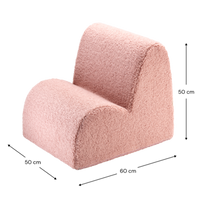 Ooh, de Wigiwama cloud stoel guava pink is toch een geweldige relax stoel voor jouw kindje?! Deze stoel lijkt op een pluizige wolk en is dus super uitnodigend voor kinderen om op te gaan zitten. VanZus