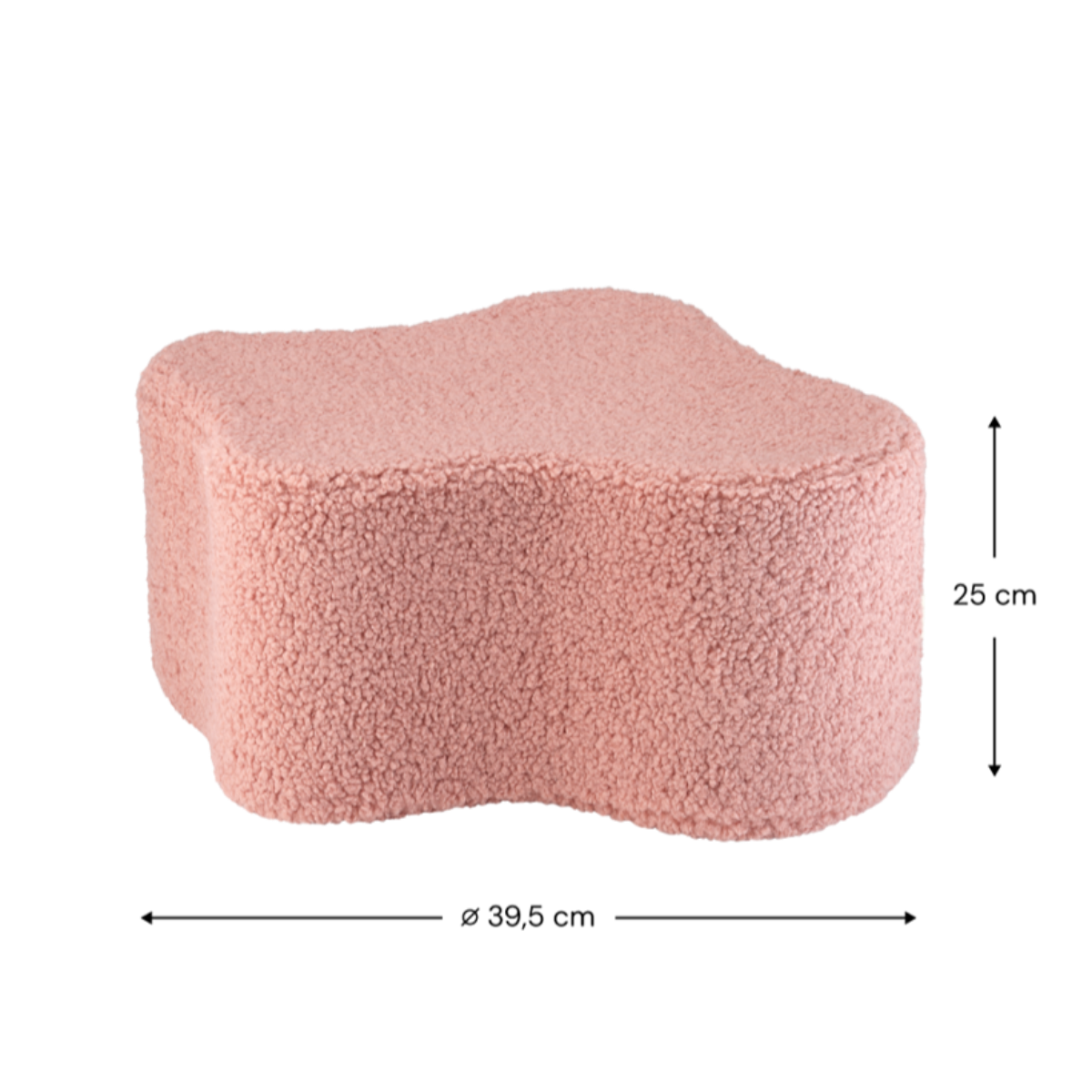 De Wigiwama wolk poef guava pink is een heerlijke poef in teddystof voor in de woonkamer of de slaapkamer van je kindje. De poef heeft de vorm van een wolk en zal daardoor leuk staan in elk interieur. VanZus