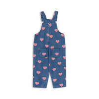 De magot tuinbroek in bon coeur pink van het merk Konges Slojd is een prachtige mix van speelsheid en stijl. Deze denim overall is gemaakt van hoogwaardig, zacht denim dat niet alleen comfortabel aanvoelt, maar ook lang meegaat, zelfs na veelvuldig dragen en wassen. VanZus