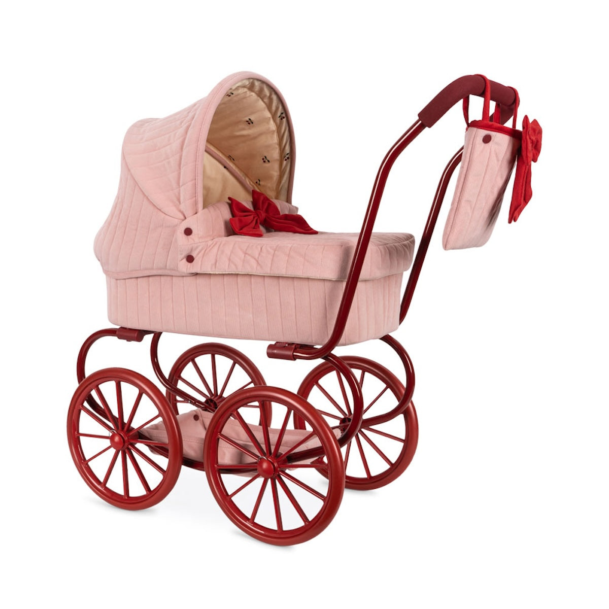 Ga in stijl op pad met je lievelingsknuffel of pop met de minnie lulu poppenwagen in de variant strawberry ice van het Deense merk Konges Slojd. De stijlvolle kinderwagen is ontworpen met vier grote wielen, gemaakt van EVA-materiaal voor extra stabiliteit. VanZus