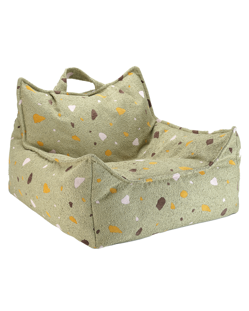 De Wigiwama beanbag stoel terrazzo moss is een heerlijke plek voor je kleintje om even tot rust te komen. Deze zitzak stoel is heerlijk zacht en zit super comfortabel. VanZus