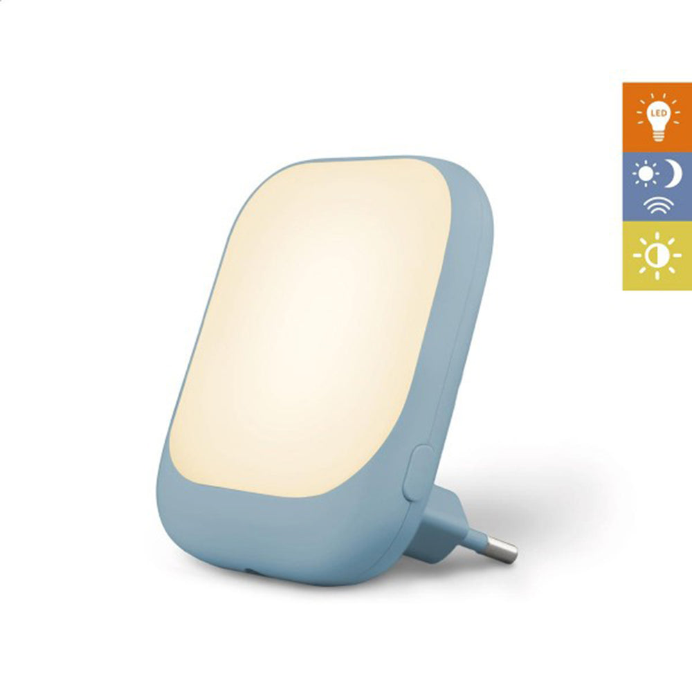 Vindt je kindje het spannend om alleen in slaap te vallen in een donkere slaapkamer? Dan is ZAZU automatisch LED nachtlampje blauw de perfecte oplossing! Dit lampje stelt je kindje gerust tijdens bedtijd. VanZus.