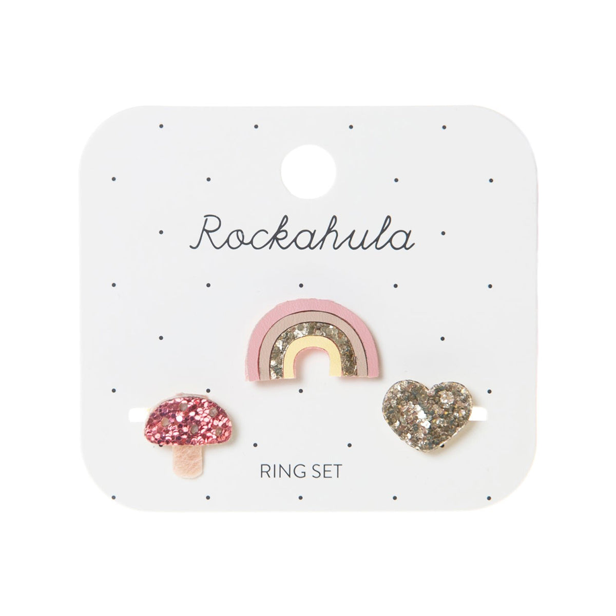 De set van Rockahula bestaat uit 3 hippe ringen uit de collectie magical rainbow. Versierd met een regenboog, hart en paddenstoel met subtiele glitter details en vrolijke kleuren. Verstelbaar. VanZus