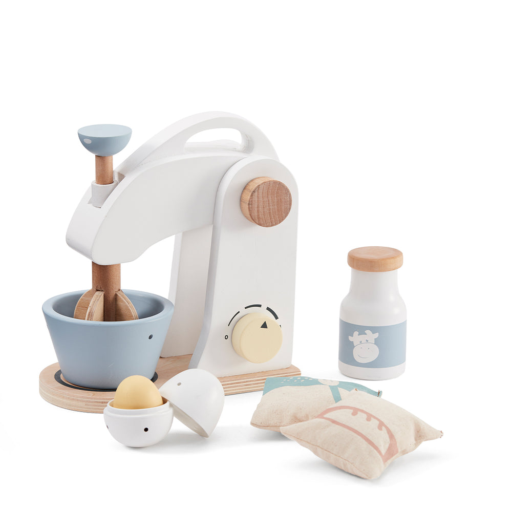 Met de Kid’s Concept keukenmachine mixer kan jouw kindje allemaal lekkers maken. Een taart? Of toch pannenkoeken? Alle ingrediënten in de mixer en mixen maar! VanZus.