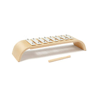 De Kid's Concept xylofoon wit is het perfecte cadeau voor alle kindjes die het leuk vinden om muziek te maken. En welk kindje vindt dat nou niet? Deze xylofoon heeft een mooi, modern design. We hebben meer mooie, houten muziekinstrumenten in ons assortiment. VanZus.