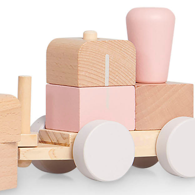 Tjoek, Tjoek met de houten speelgoedtrein pink van Jollein. De trein heeft meerdere speelmogelijkheden. De trein kan natuurlijk rijden, maar de wagonnetjes zijn ook los van elkaar te halen.