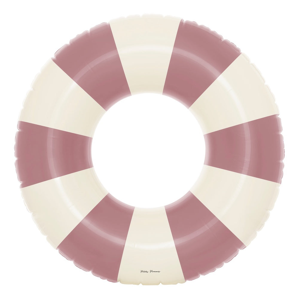 De Petites Pommes Celine zwemband in de kleur Dark rose (roze) is een opblaasbare zwemband met een diameter van 120cm. Deze grandfloat heeft een leuk en kleurrijk ontwerp in een streep design. VanZus