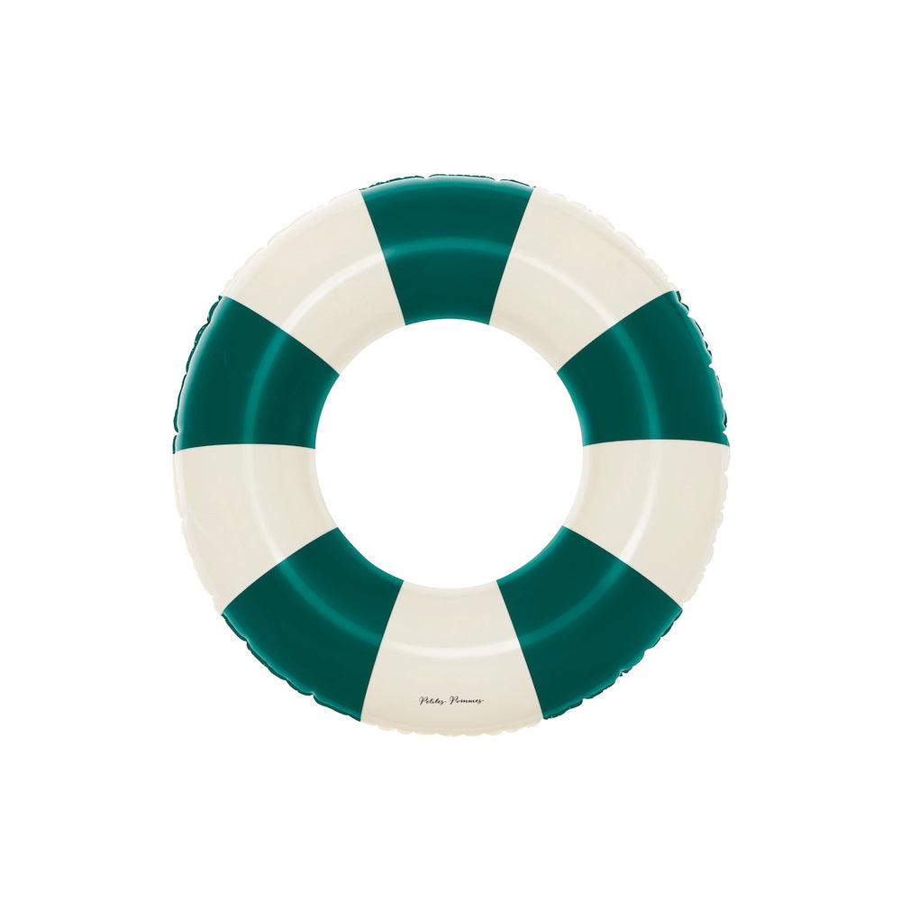De Petites Pommes Olivia zwemband in de kleur Oxford green is een opblaasbare zwemband met een diameter van 45cm. Deze zwemband heeft een leuk en kleurrijk ontwerp in een streep design. VanZus