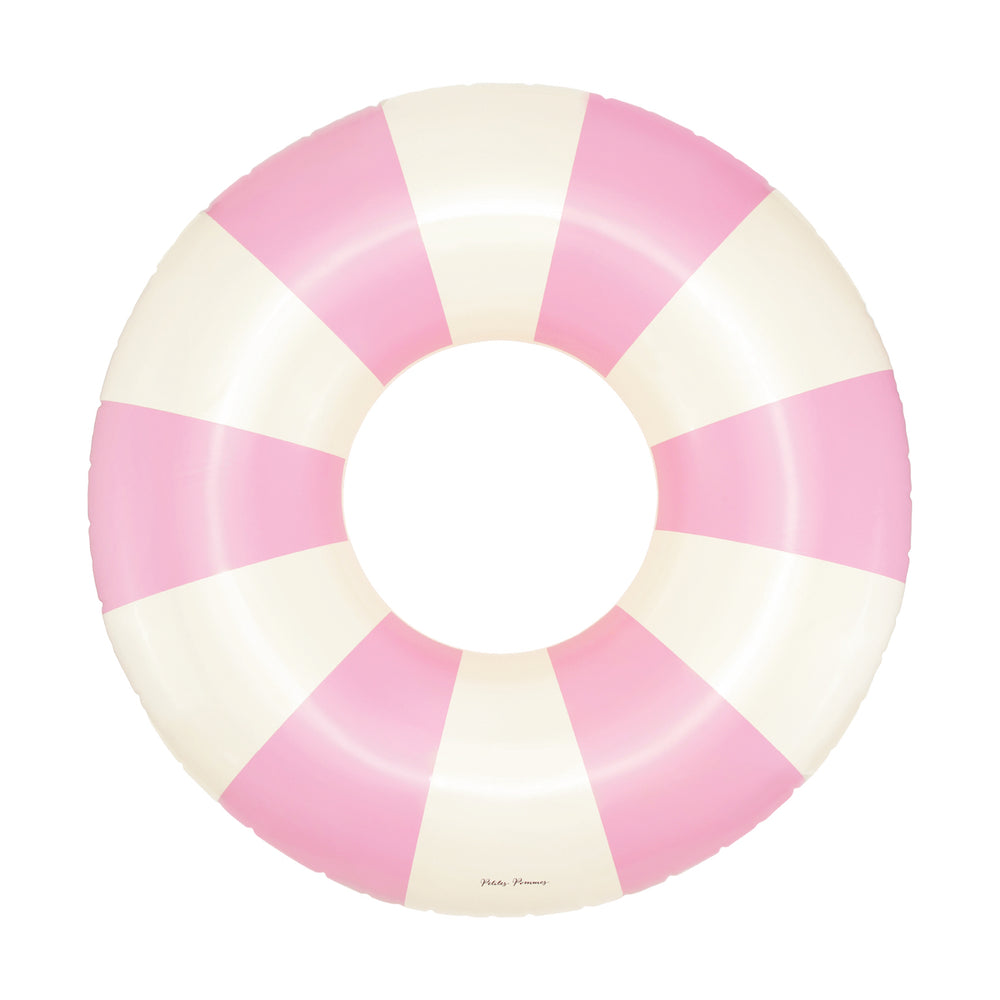 De Petites Pommes Sally zwemband in de kleur Bubblegum (roze) is een opblaasbare zwemband met een diameter van 90cm. Deze zwemband heeft een leuk en kleurrijk ontwerp in een streep design. VanZus