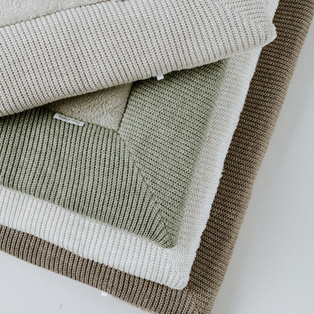 Dit fijne boxkleed Hope in de kleur hazel brown van Baby’s Only is ideaal om te gebruiken in de box van jouw baby. VanZus