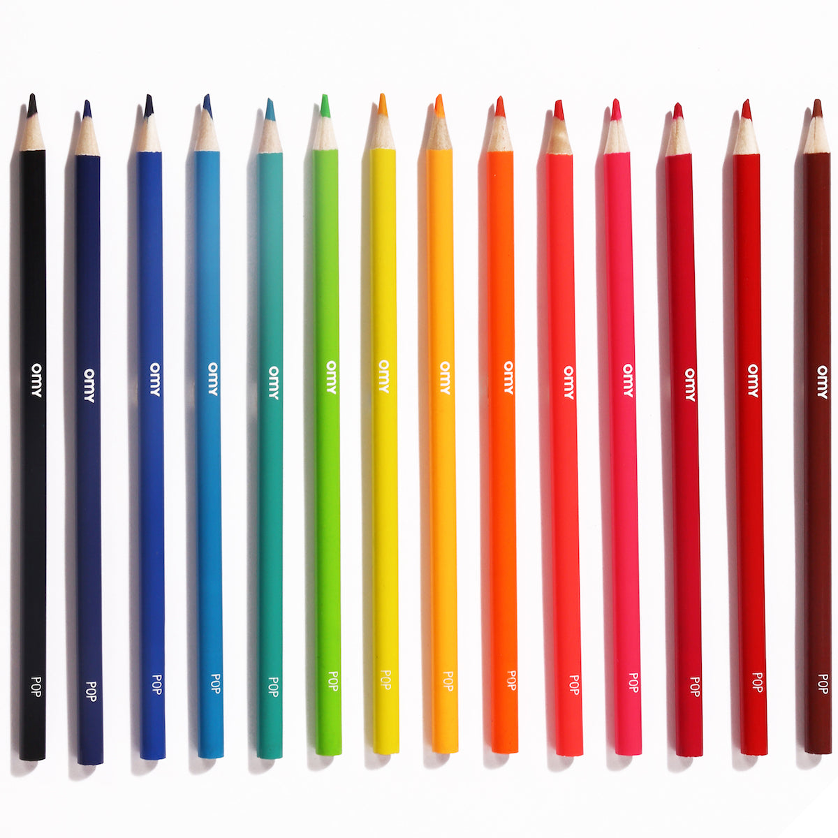 Met deze OMY kleurpotloden maakt jouw kindje de mooiste tekeningen! In deze set met potloden zitten maar liefst 16 mooie kleuren: 10 neon kleuren en 6 glimmende kleuren. VanZus.