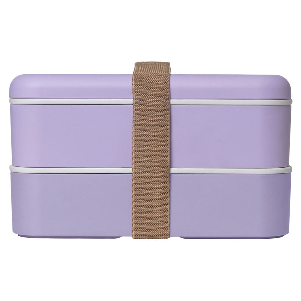 De lunchtrommel 2-laags in de kleur lilac van Fabelab: een echte musthave voor onderweg, bij de oppas of op school. 2 lagen om nog meer lekkers op te bergen en eten te scheiden van elkaar. Gemaakt van PLA. VanZus