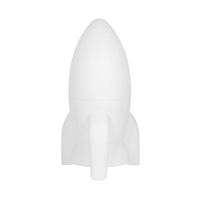 Deze stoere kinderkamerlamp Apollo medium van Flow Amsterdam in de vorm van een raket gaat jouw kindje heel erg blij maken. De lamp kan met 1 tik van kleur veranderen, is oplaadbaar via USB en gemaakt van stevig en hard materiaal. VanZus