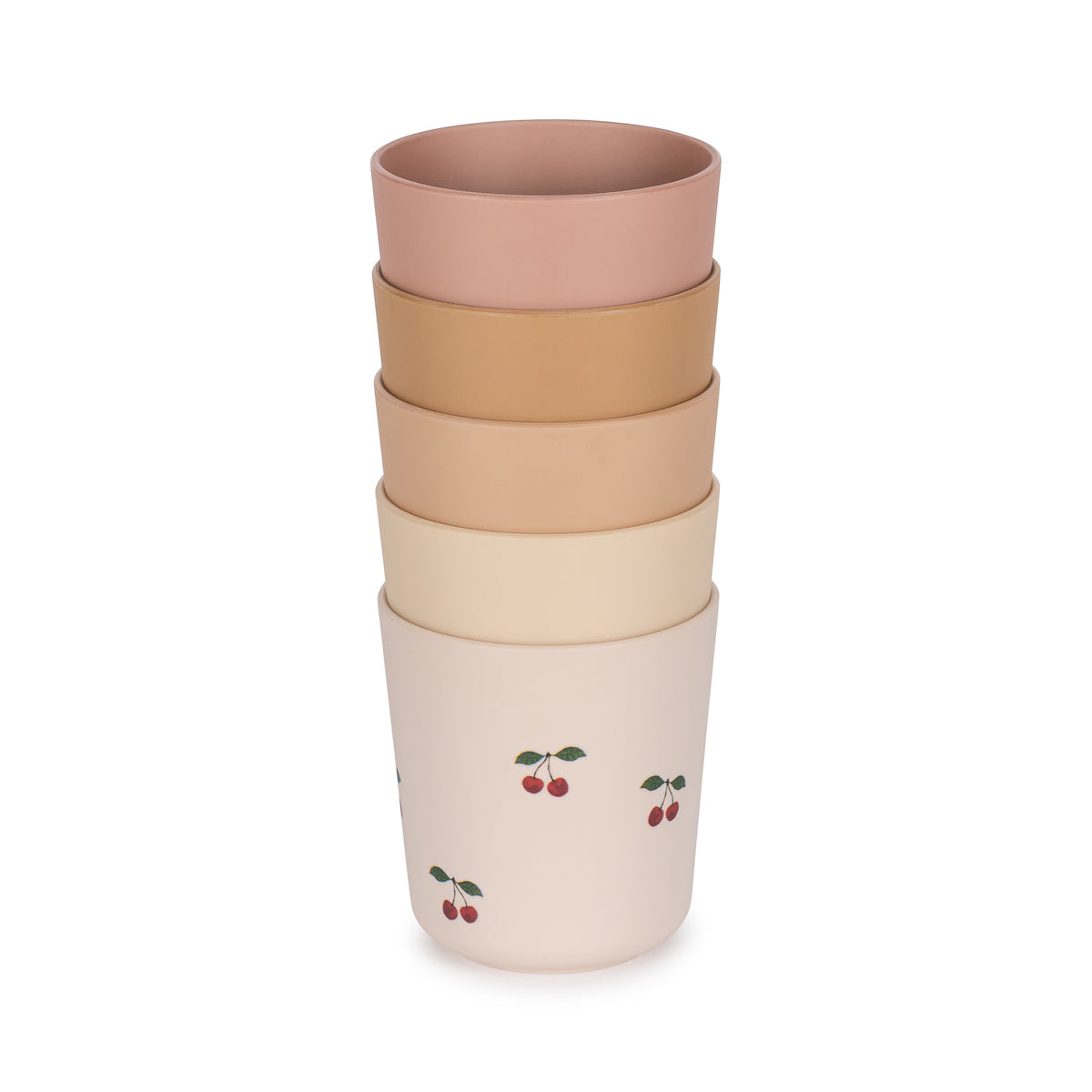 Drinken doe je uit de leuke Konges Slojd 5-pack plastic bekers cherry mix! Deze bekers voor kinderen zijn makkelijk vast te pakken en versierd met leuke kleuren voor een feestelijk drankje. VanZus.