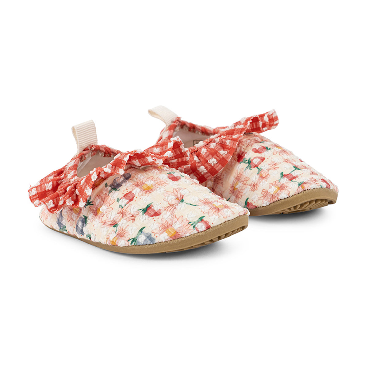 De perfecte waterschoenen voor deze zomer! Deze Konges Slojd seraphine frill zwemschoenen marguerit beschermen de voetjes van je kleintje op het strand of in het zwembad. UPF 50+ en anti-slip. VanZus.