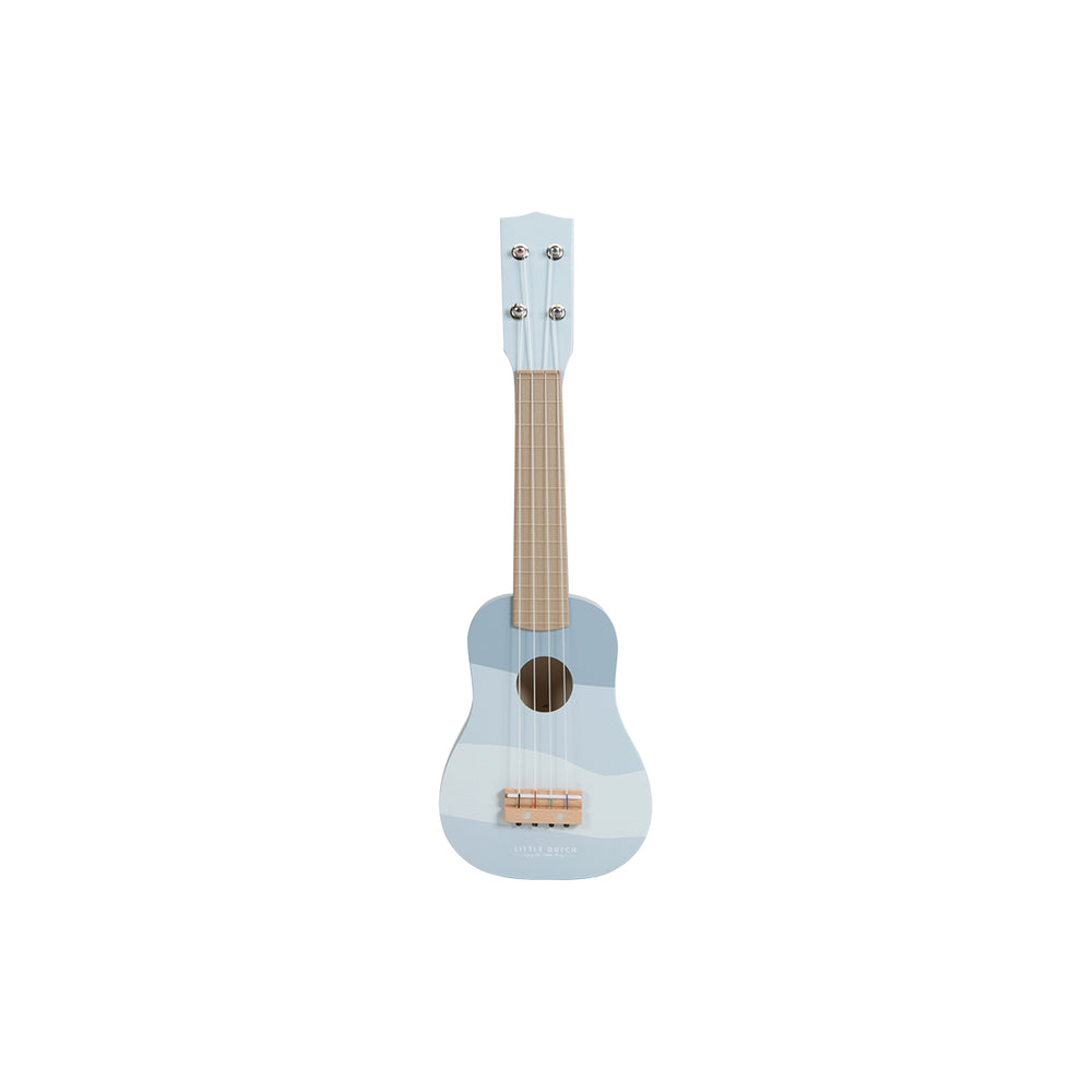 Deze houten blauwe gitaar van Little Dutch is een prachtig instrument om kinderen te begeleiden op hun reis om singer-songwriter te worden! Speel de juiste akkoorden en ontwikkel je muzikale talent op deze kindergitaar! VanZus