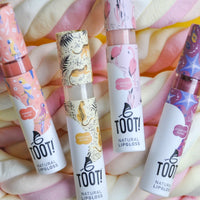 Met Toot! natuurlijke lipgloss starfish shine, haal je een natuurlijke, verantwoorde lipgloss in huis, waar kinderen geen genoeg van kunnen krijgen. Natuurlijke ingrediënten, glutenvrij, zacht voor de huid. VanZus.