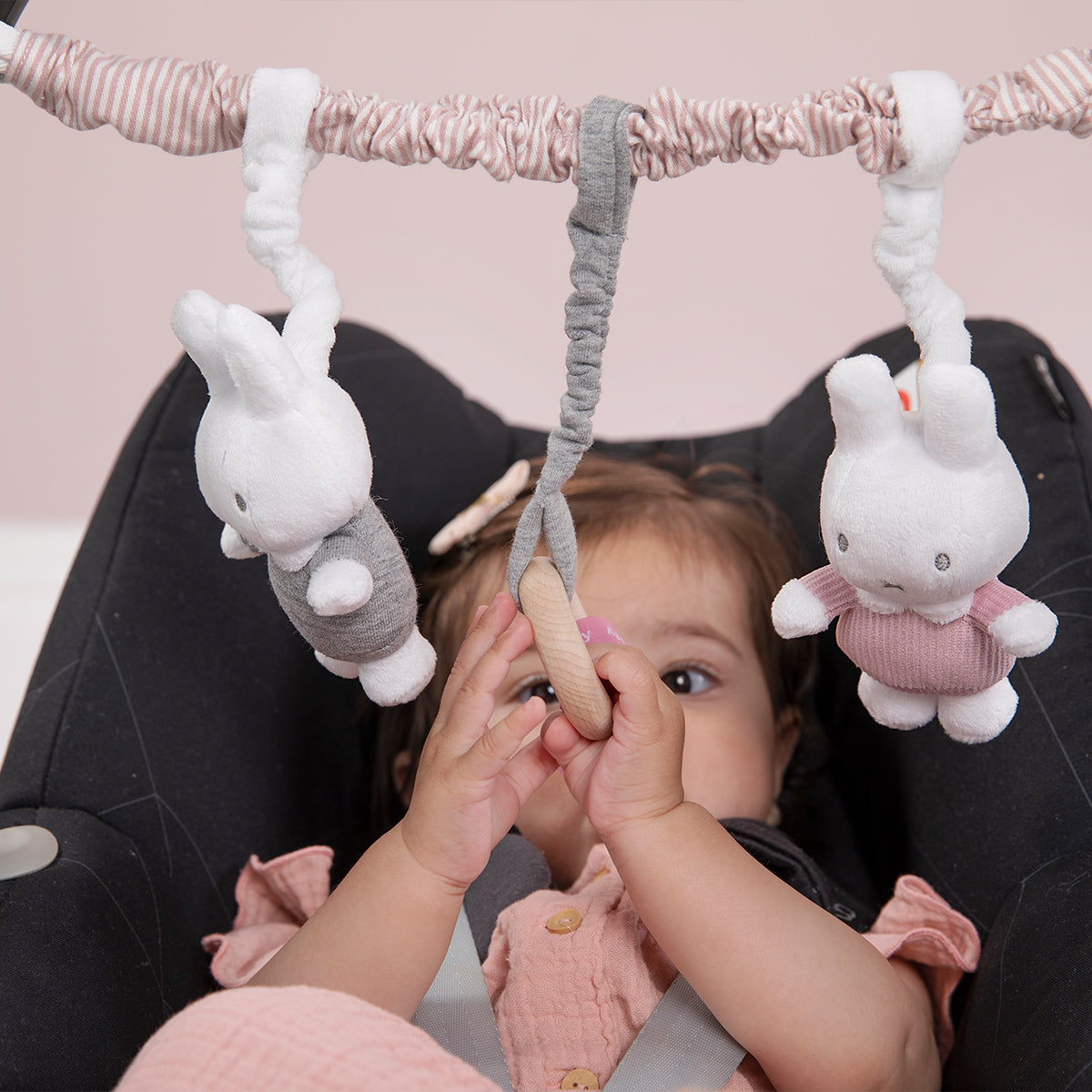 Nijntje wagenspanner pink baby rib