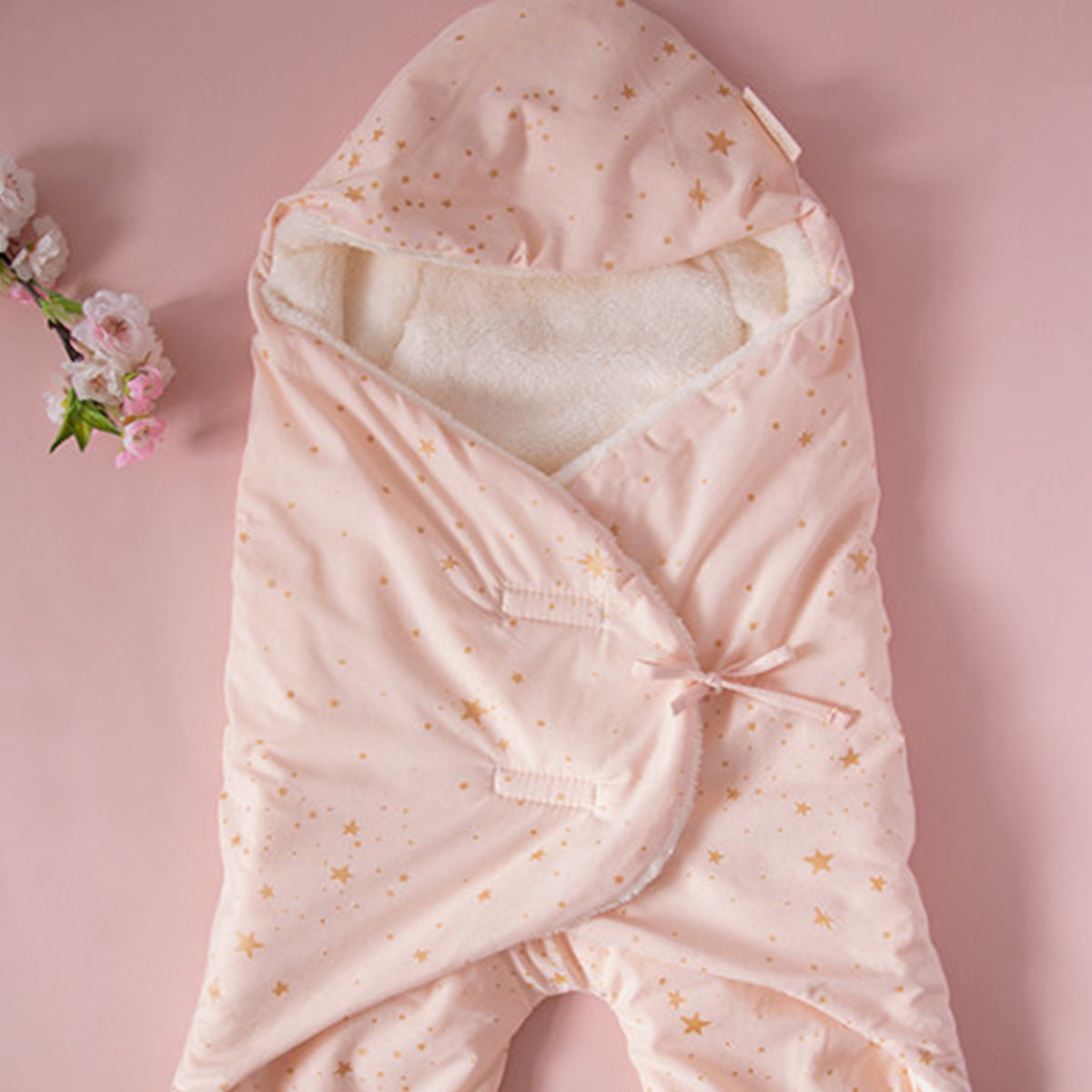 Nobodinoz kiss me stella 06 maanden wikkeldeken met voetjes gold