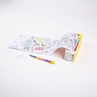 OMY pocket game en kleurplaat Atlas is het perfecte teken spelletje om overal mee naartoe te nemen. In de pocket game zit een lange rol papier van een meter lang, met daarop mooie kleurplaten en leuke spelletjes. VanZus.