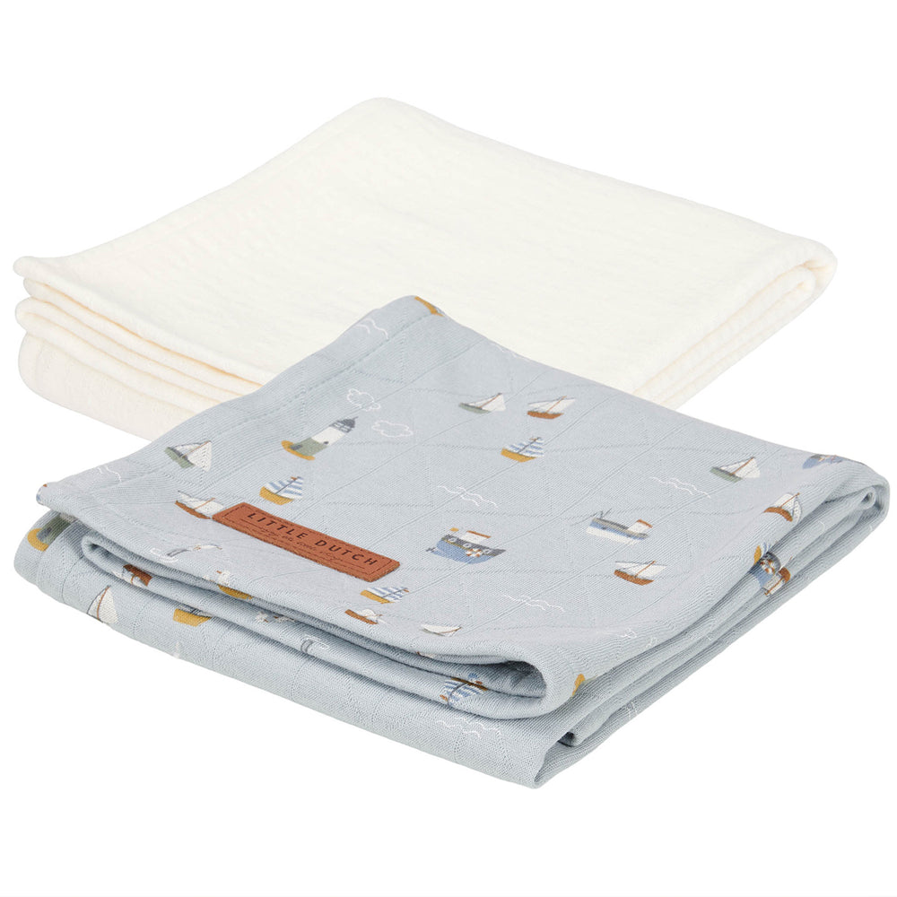 Het 2-pack swaddle doeken van Little Dutch is multifunctioneel: gebruik ze om je kind af te drogen, als onderlegger bij het verschonen, als spuugdoek of inbakerdoek. Leuk om te geven als kraamcadeau! VanZus