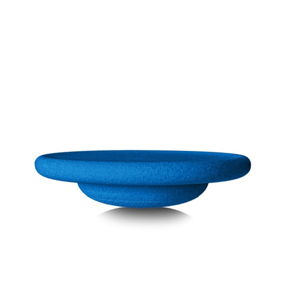 Stapelstein board blauw is het perfecte speelgoed voor leuke balansoefeningen, om op te zitten of om te gebruiken in een zelfgemaakt parcours. Met dit open einde speelgoed zijn de mogelijkheden eindeloos. VanZus.